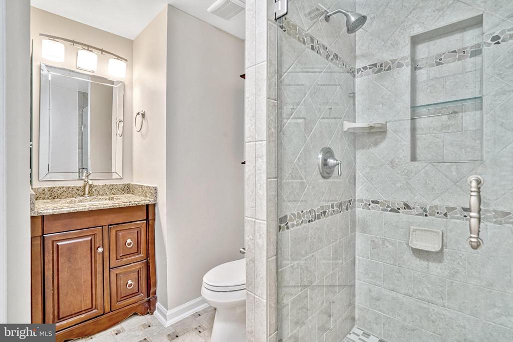 7524 SNOWPEA COURT 7