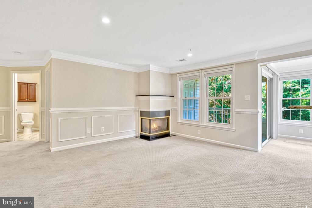 7524 SNOWPEA COURT 7