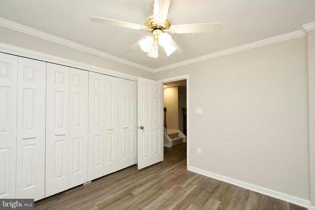 5735 MASON BLUFF DRIVE