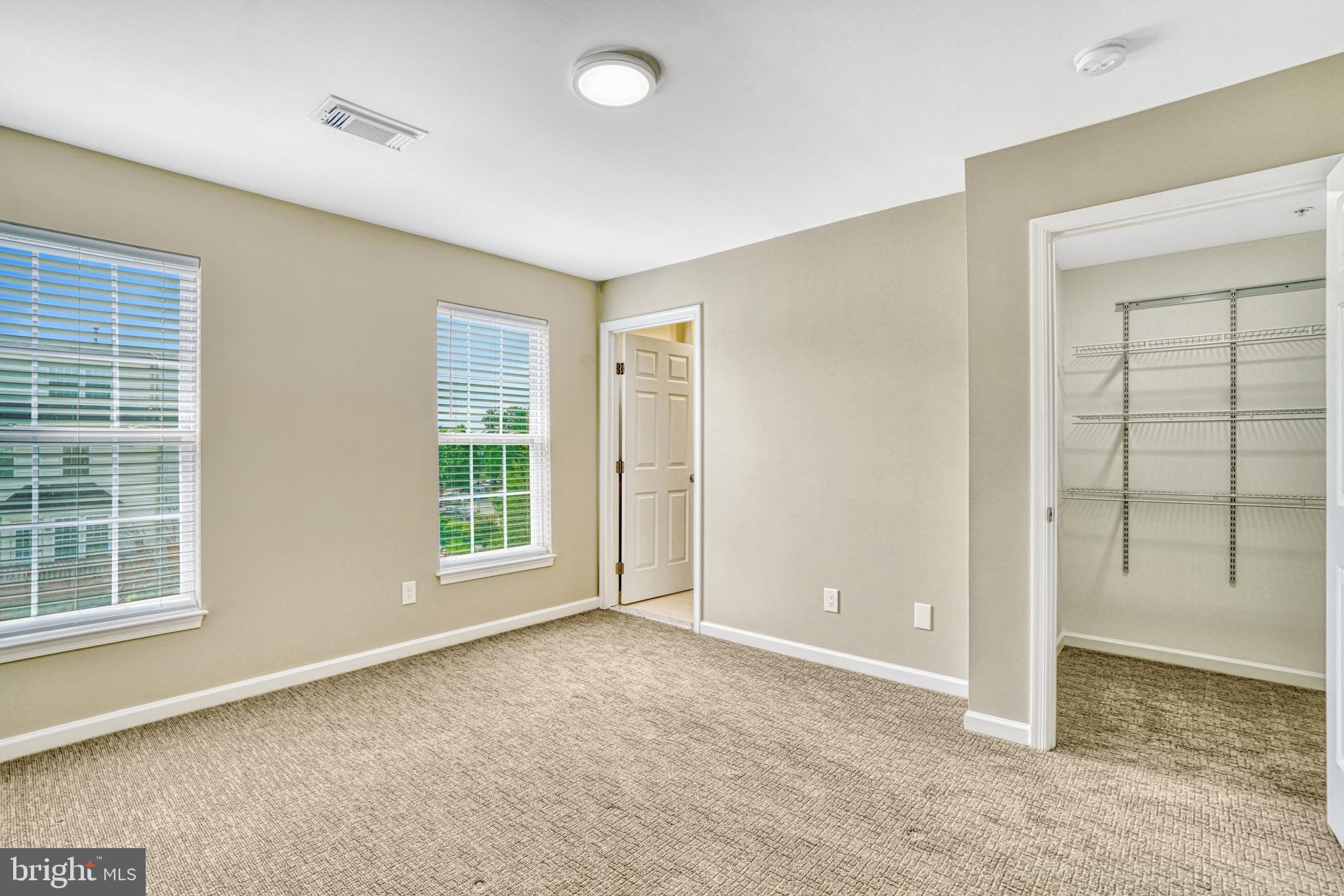 3559 ELLERY CIRCLE