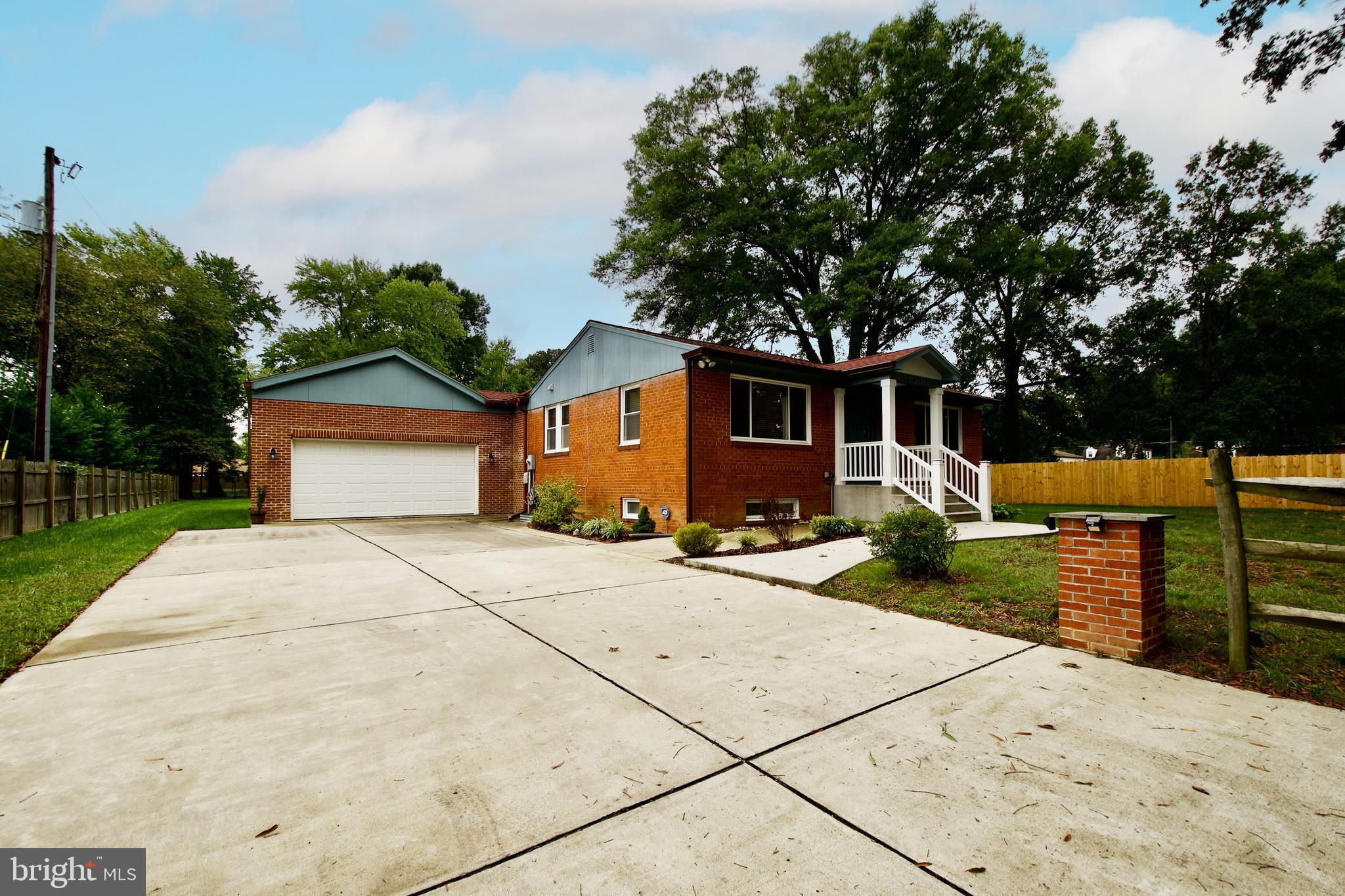 2417 STOKES LANE