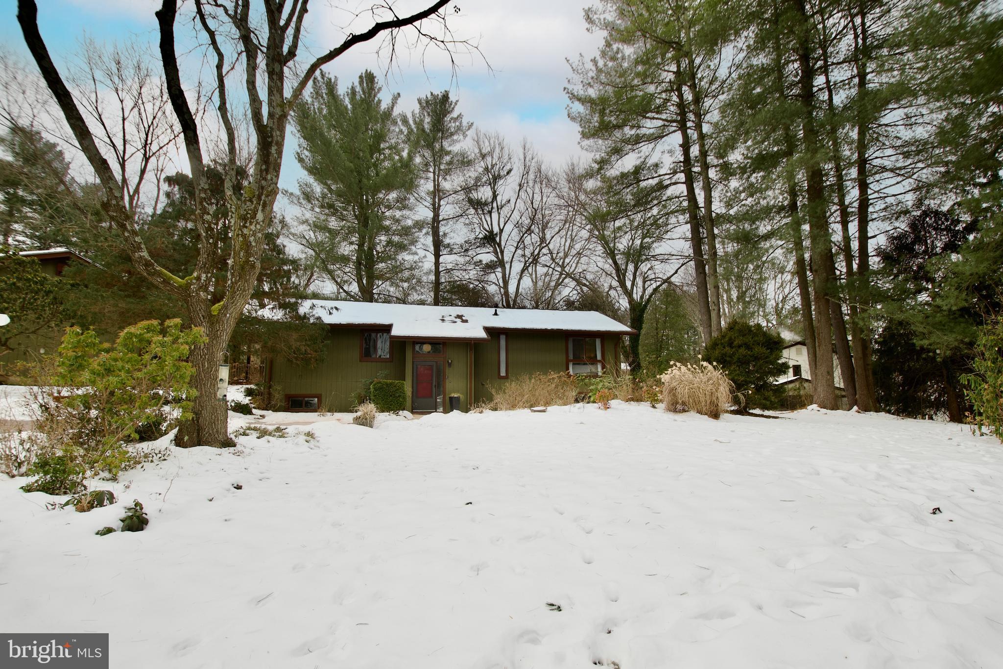 10919 HOWLAND DRIVE