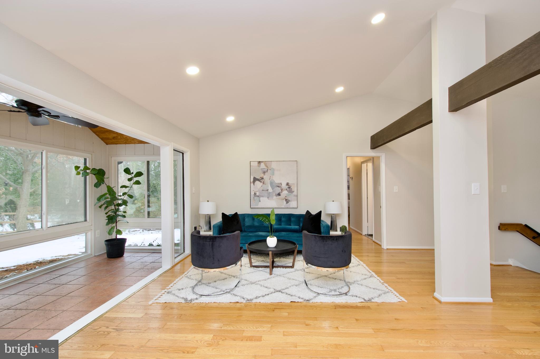 10919 HOWLAND DRIVE