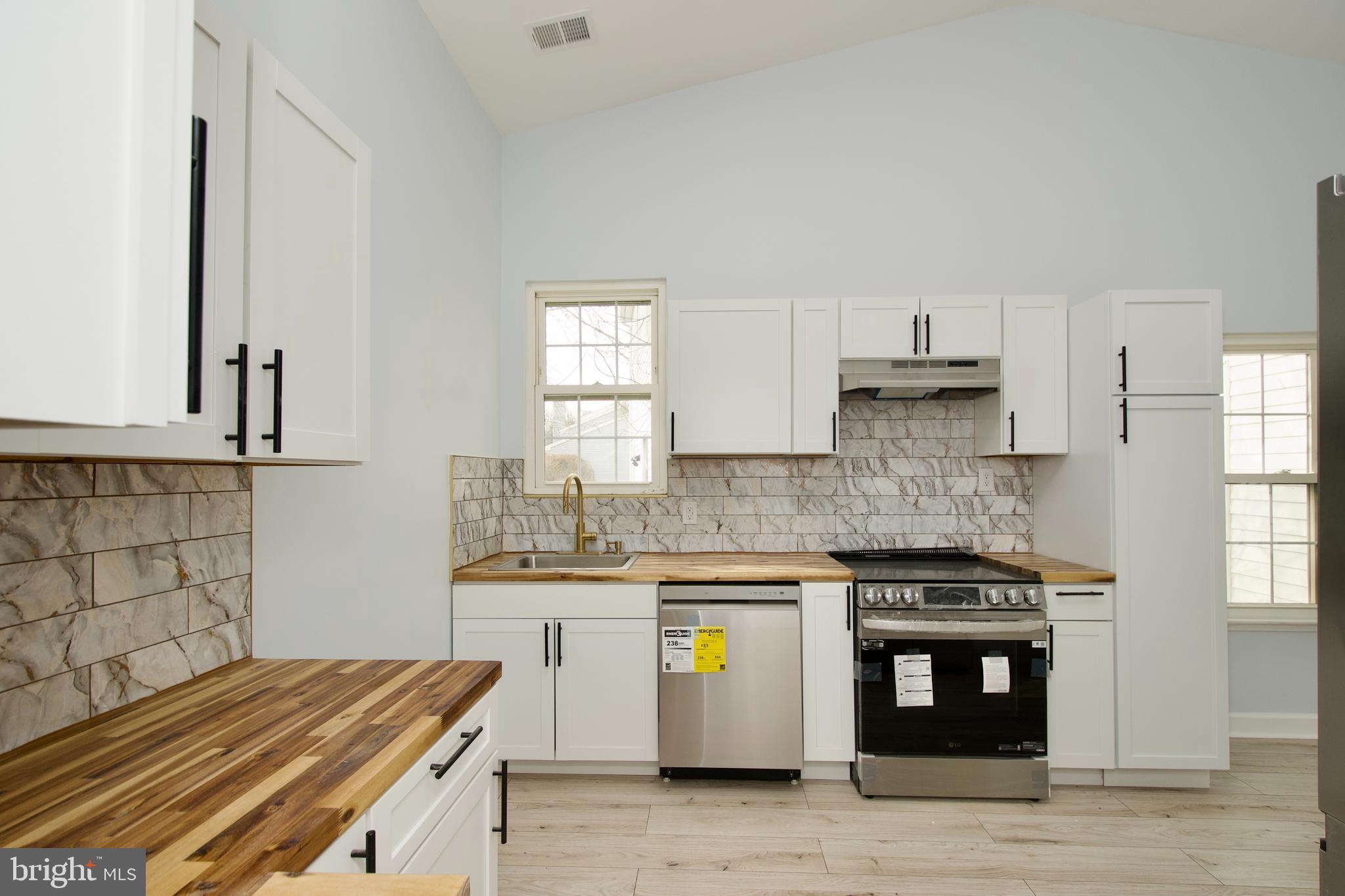 13501 APPLE BARREL COURT