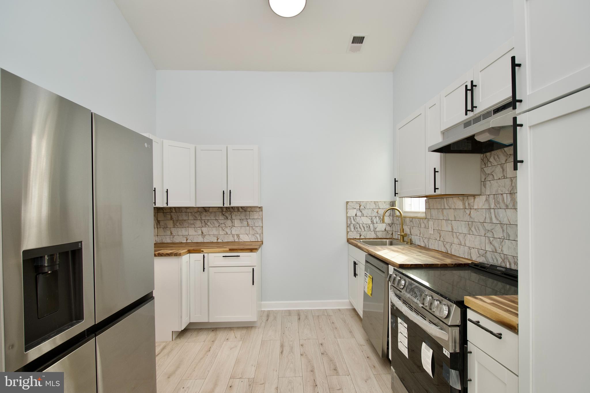 13501 APPLE BARREL COURT