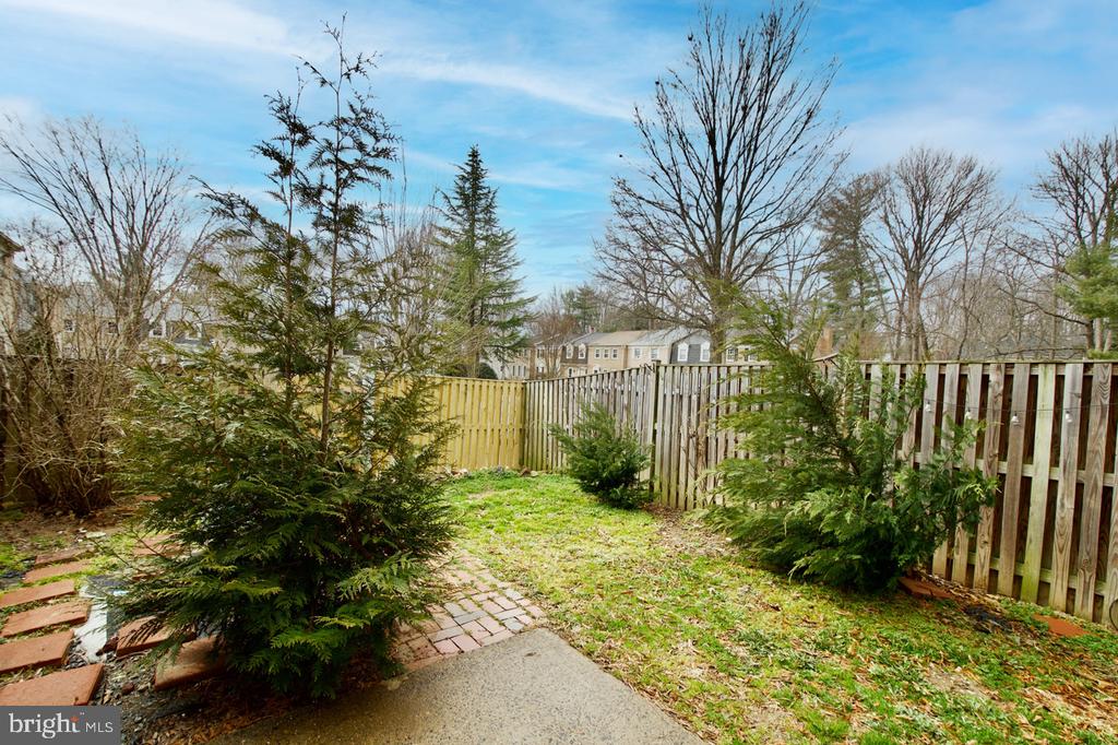 8603 BURLING WOOD DRIVE