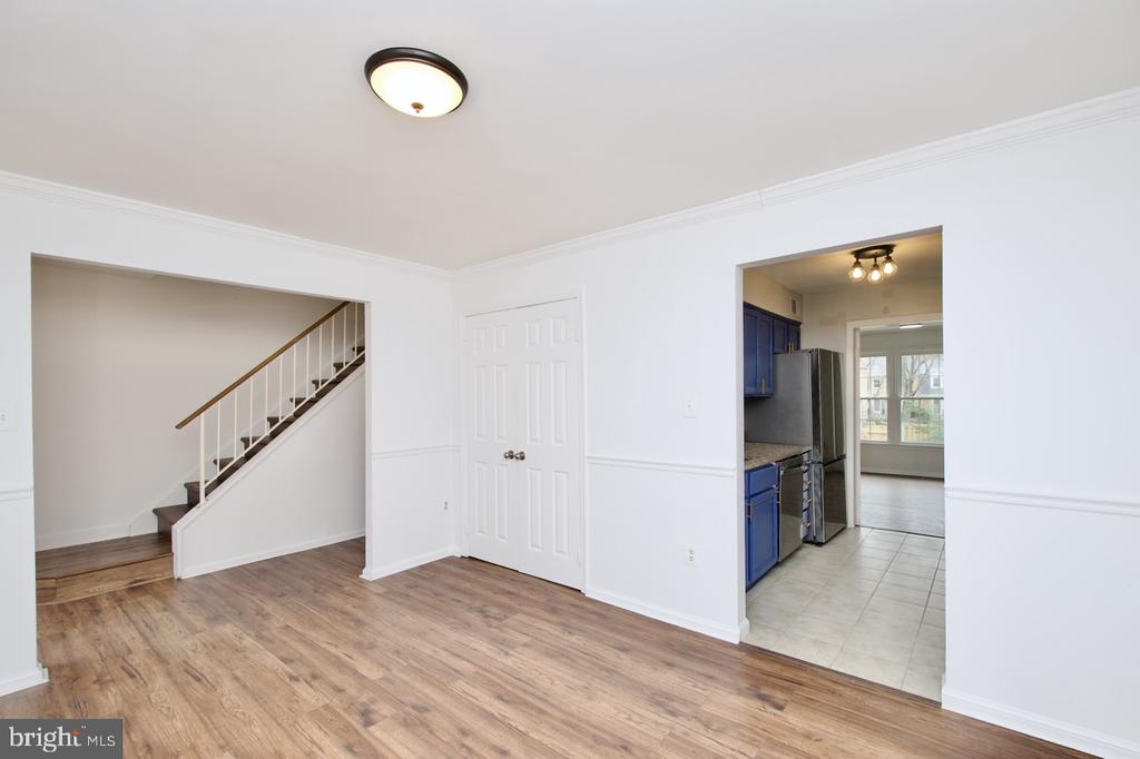 8603 BURLING WOOD DRIVE