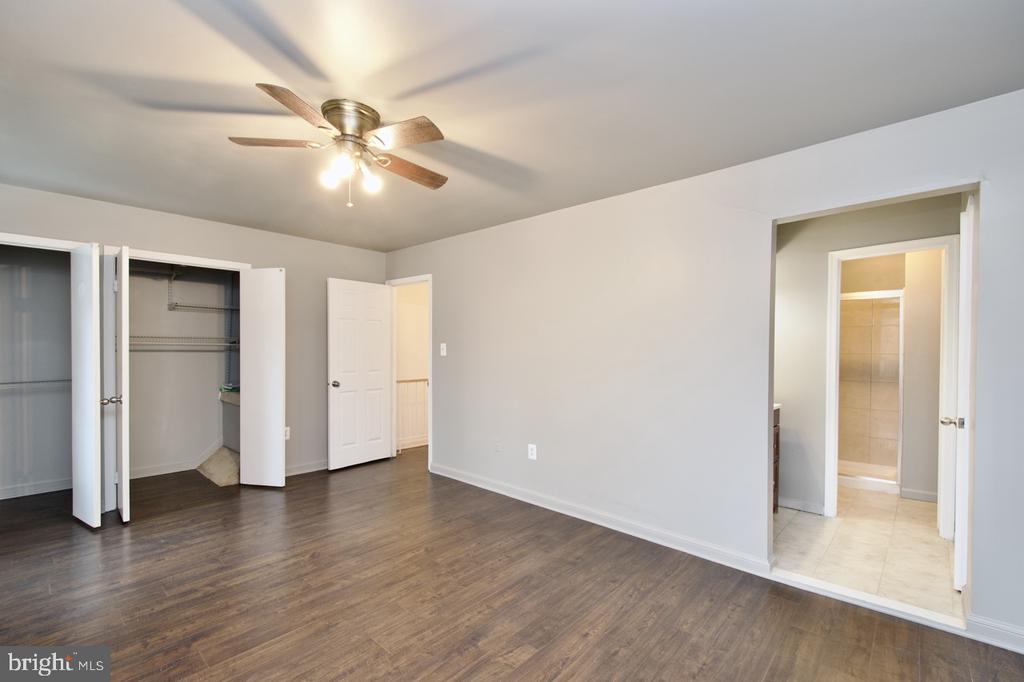 8603 BURLING WOOD DRIVE