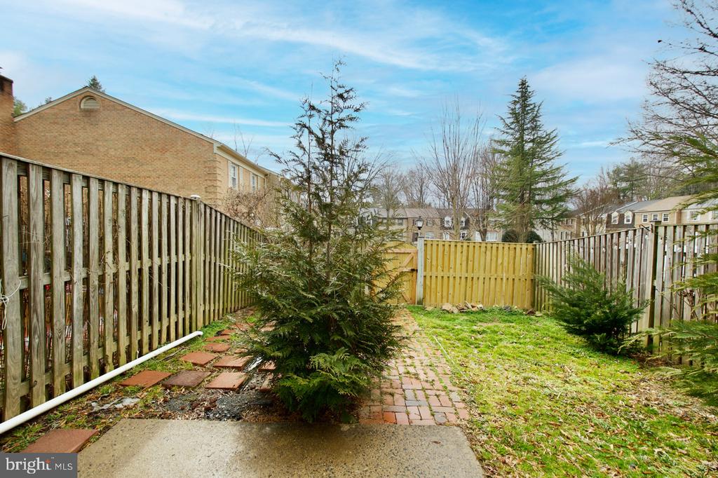 8603 BURLING WOOD DRIVE