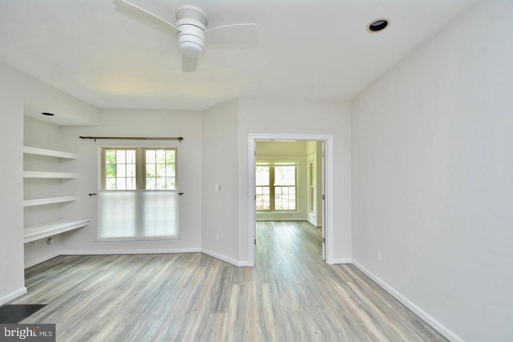 12161 PENDERVIEW TERRACE 905