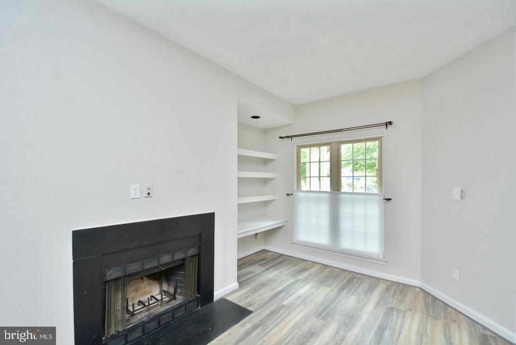 12161 PENDERVIEW TERRACE 905