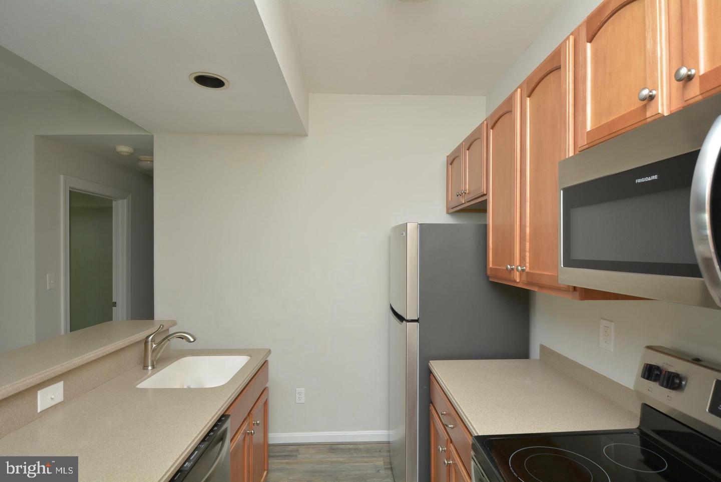 12161 PENDERVIEW TERRACE 905