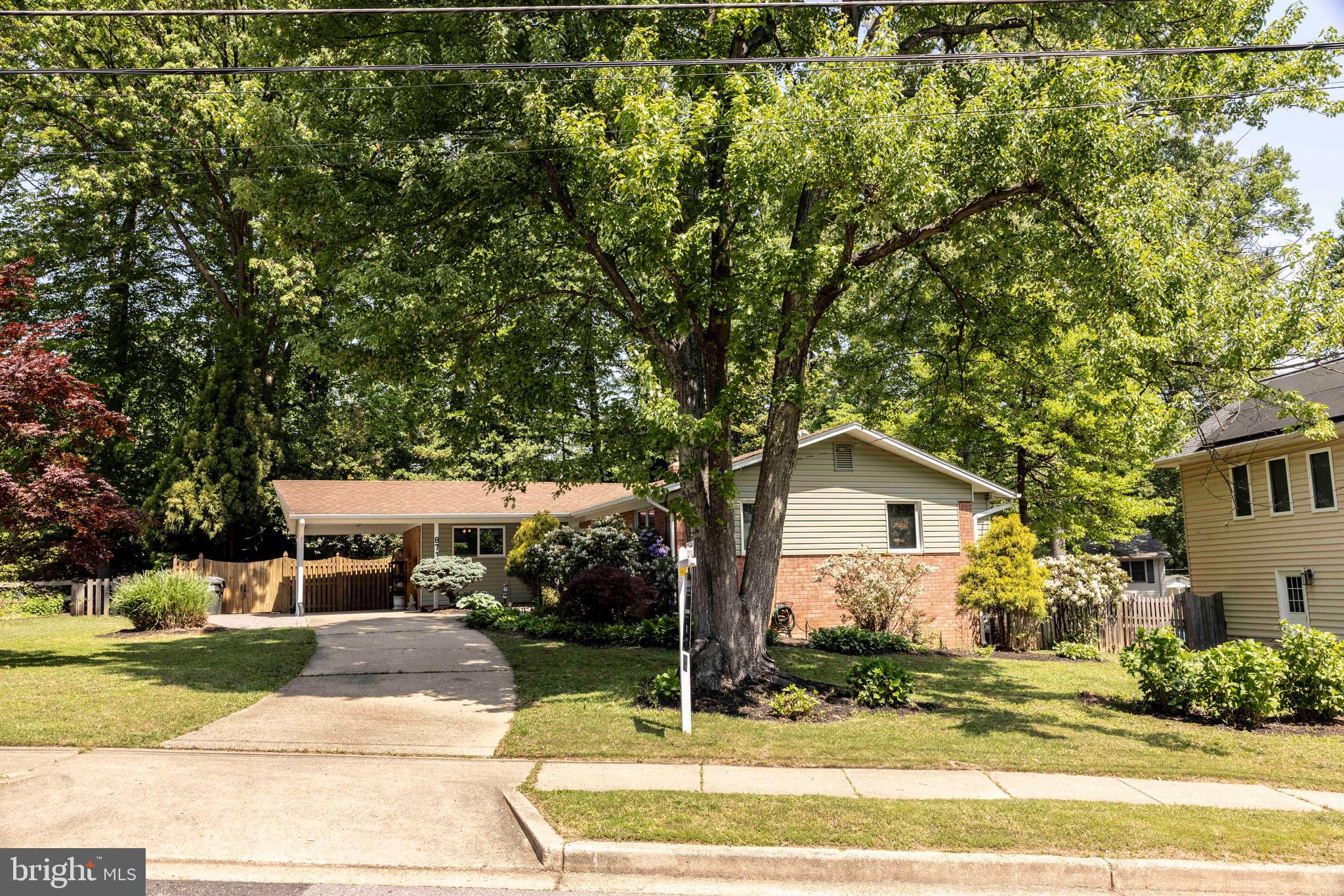 8716 KENILWORTH DRIVE