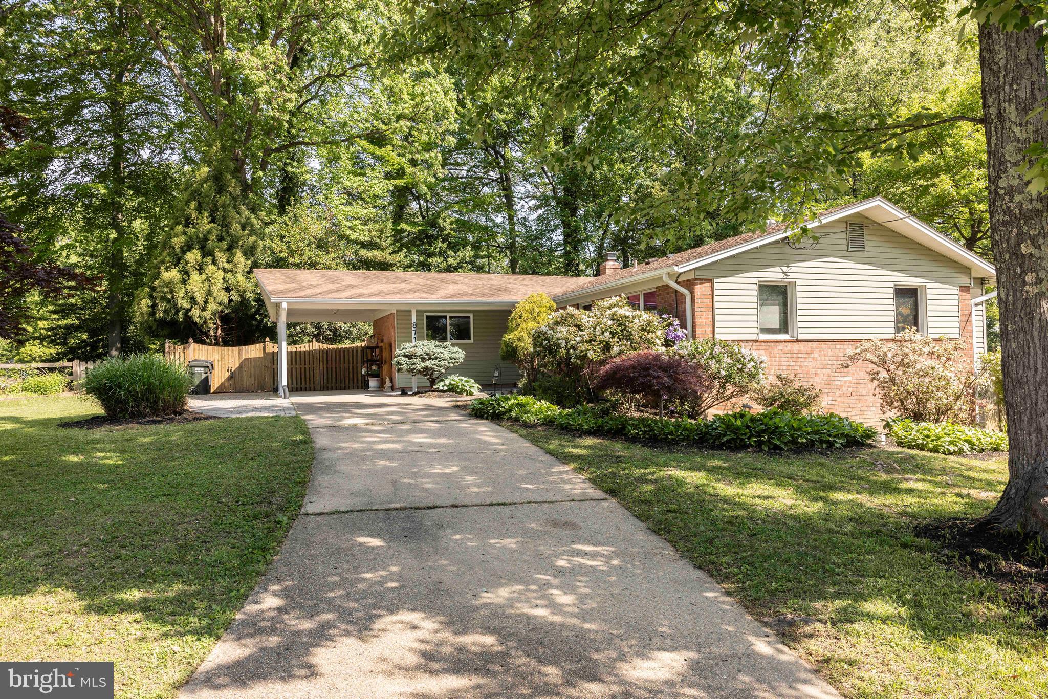 8716 KENILWORTH DRIVE