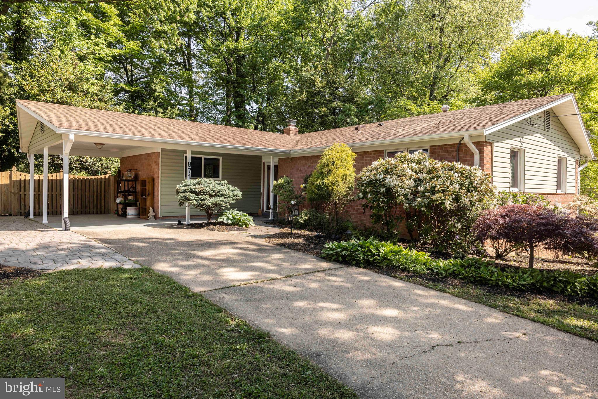 8716 KENILWORTH DRIVE