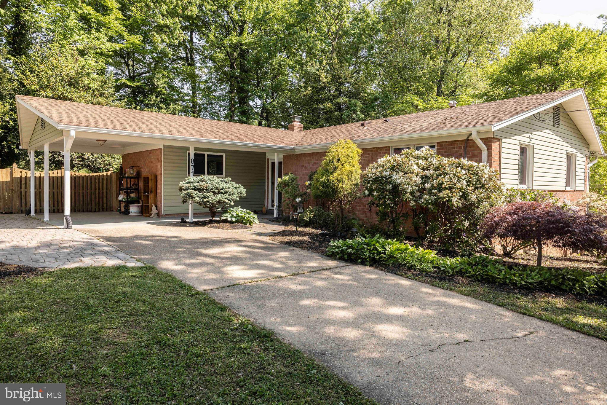 8716 KENILWORTH DRIVE