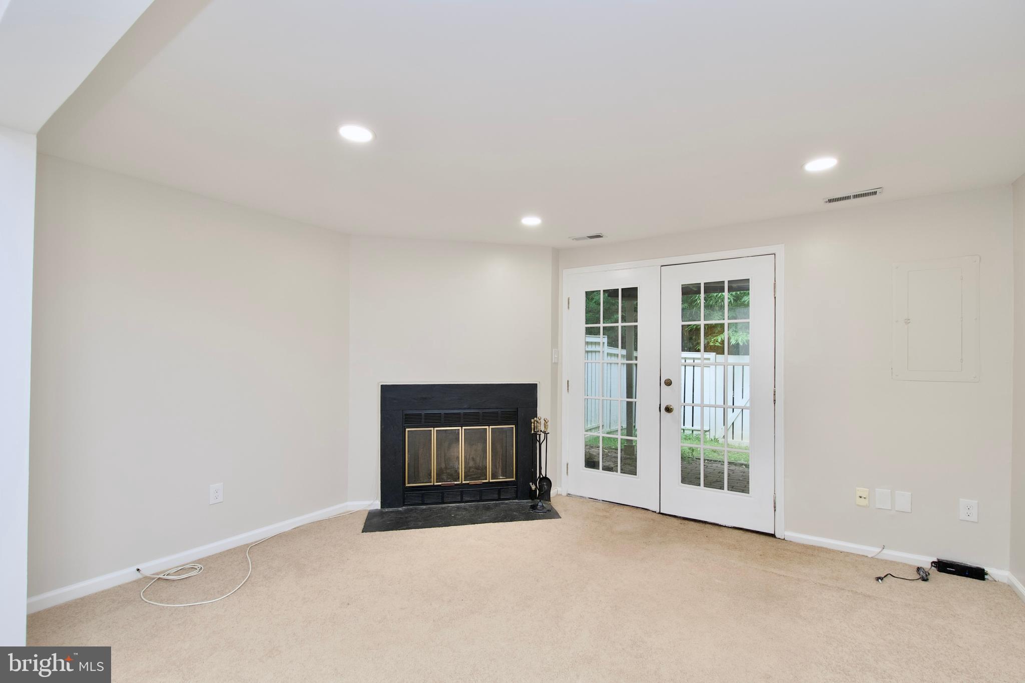 11900 FIELDTHORN COURT
