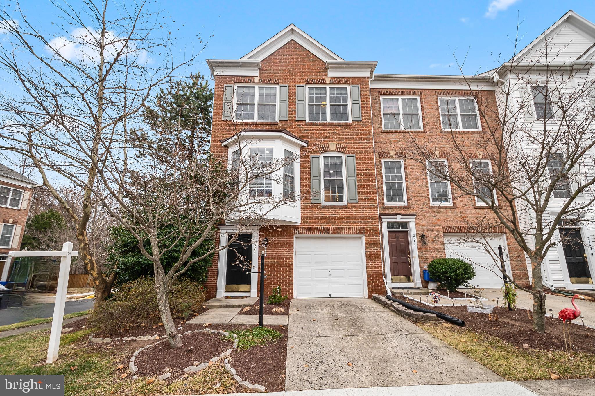 2546 TERRA COTTA CIRCLE