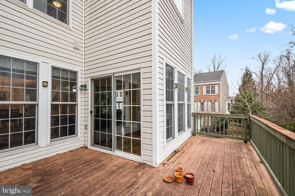 2546 TERRA COTTA CIRCLE