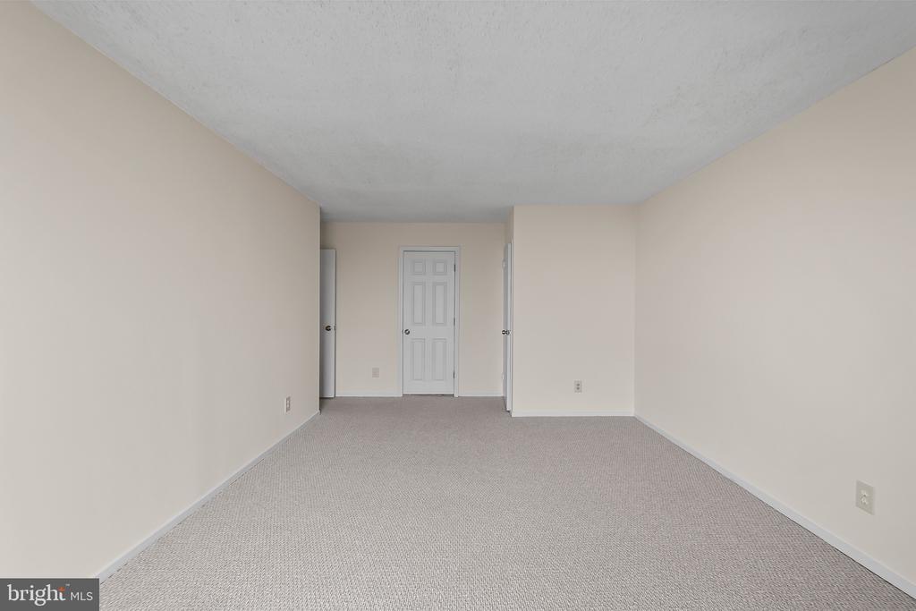 2300 PIMMIT DRIVE 608