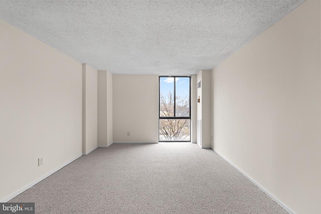 2300 PIMMIT DRIVE 608