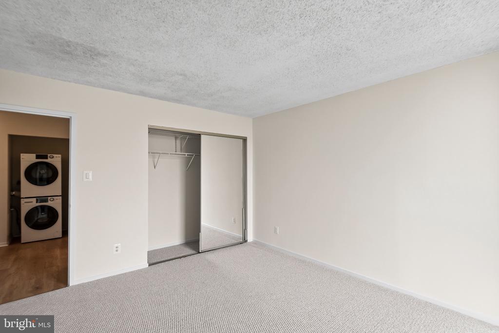 2300 PIMMIT DRIVE 608