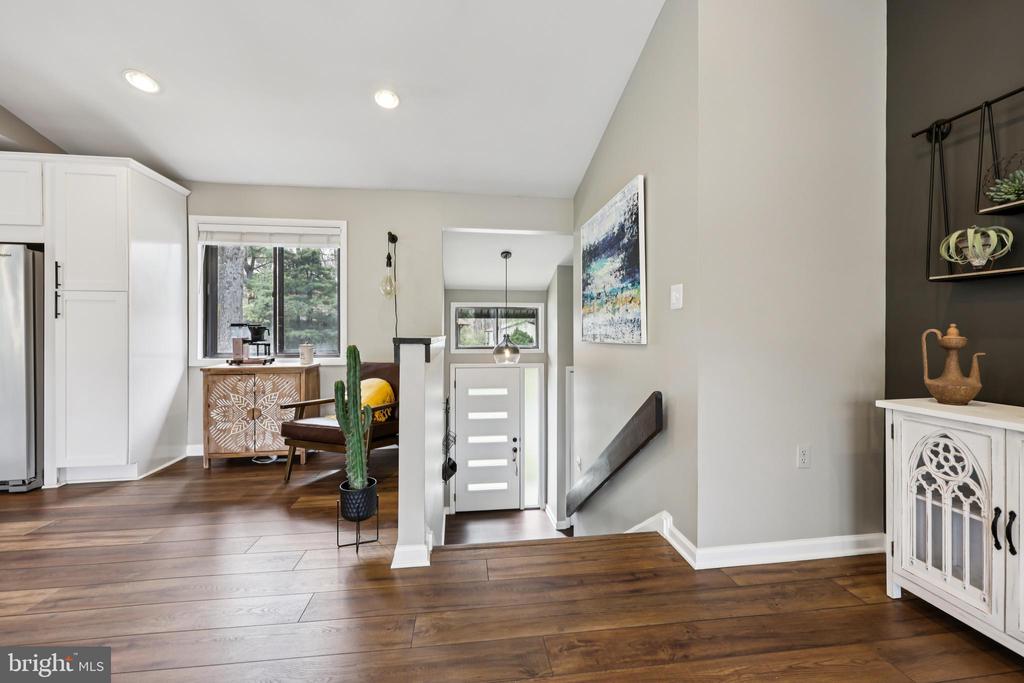 10913 HOWLAND DRIVE