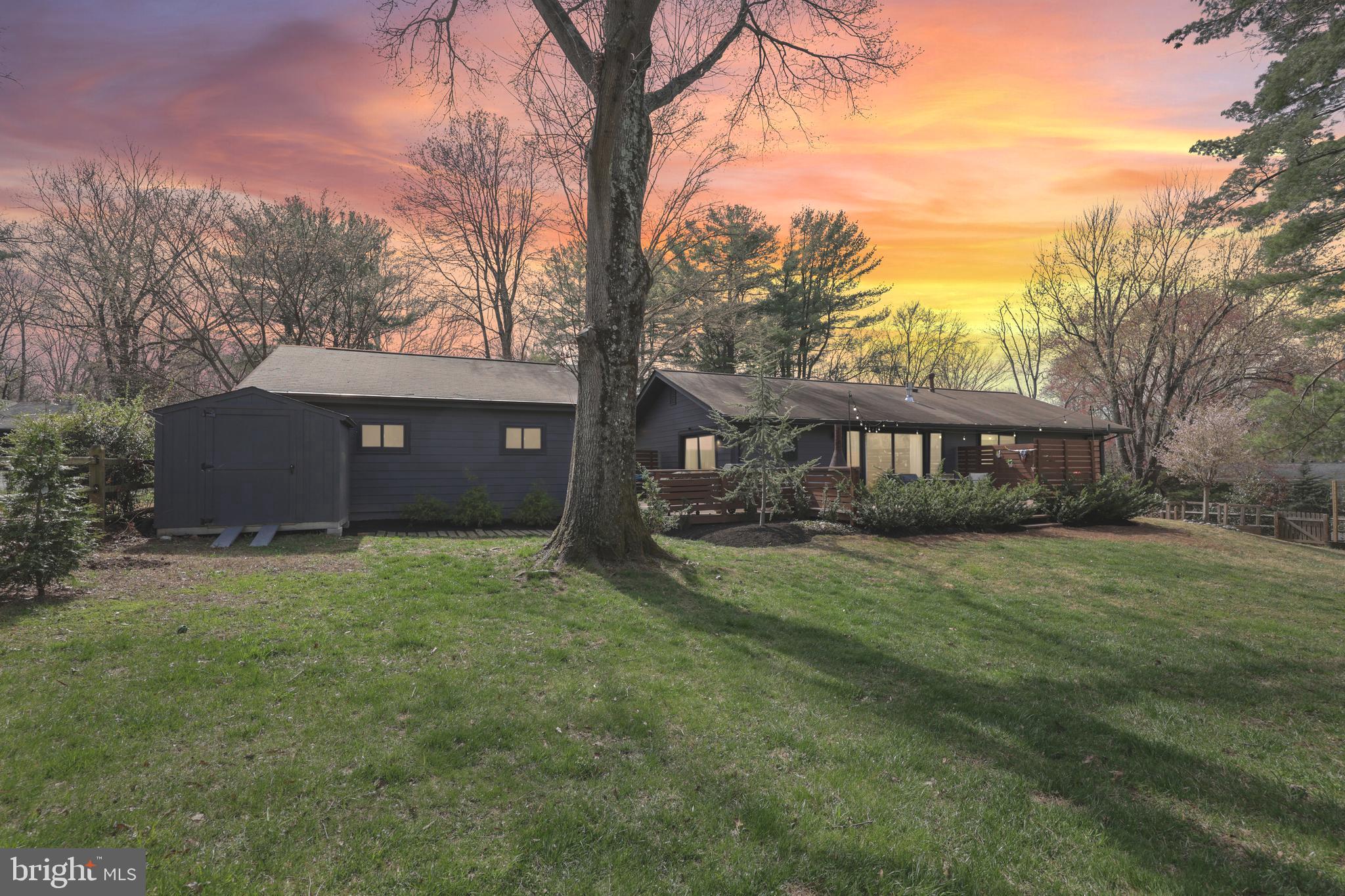 10913 HOWLAND DRIVE