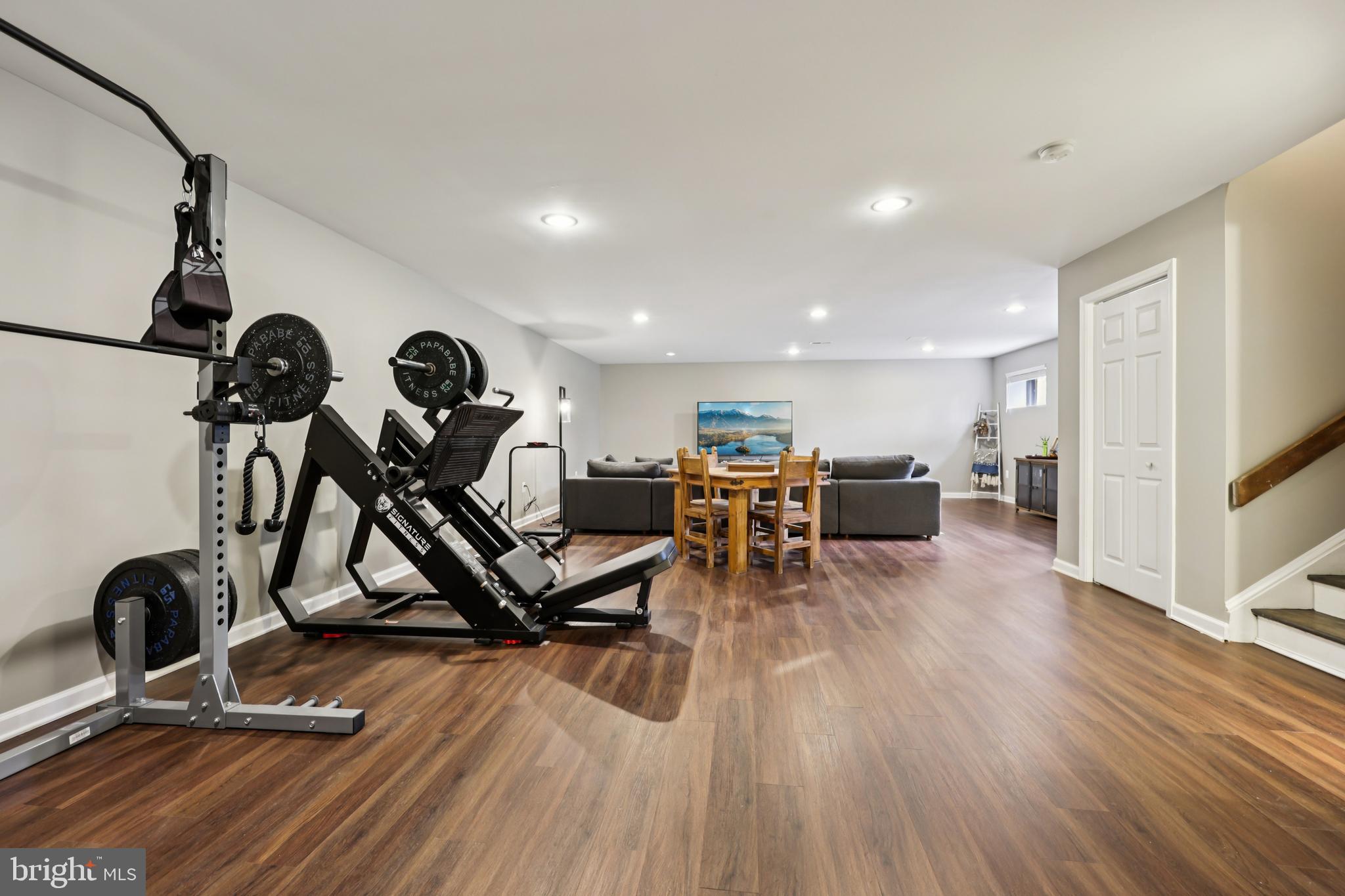 10913 HOWLAND DRIVE