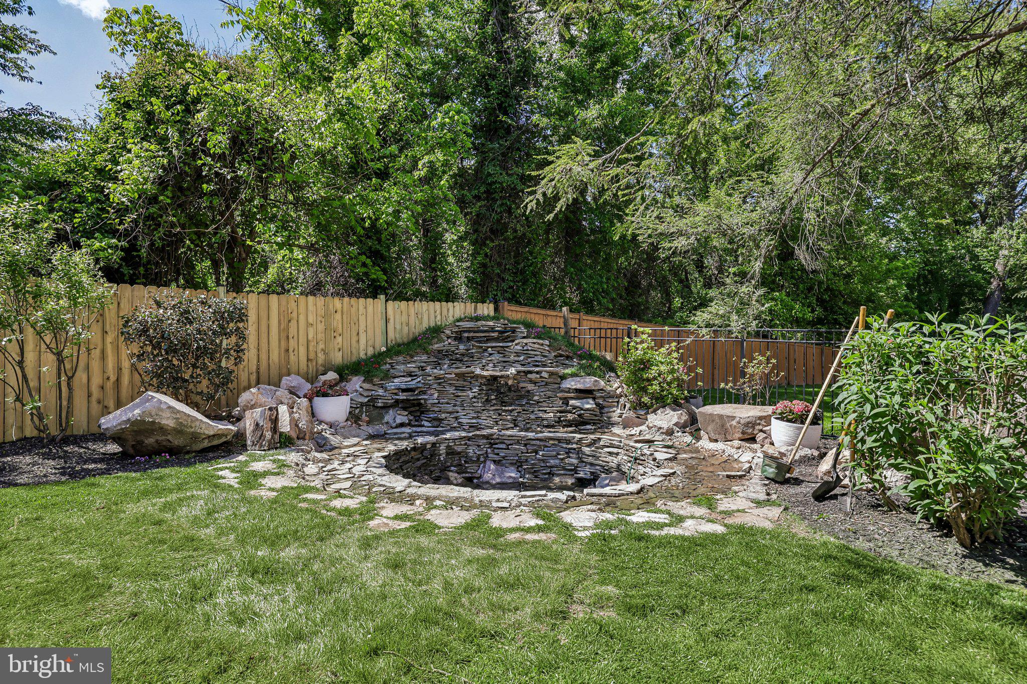 7008 HAMEL HILL COURT