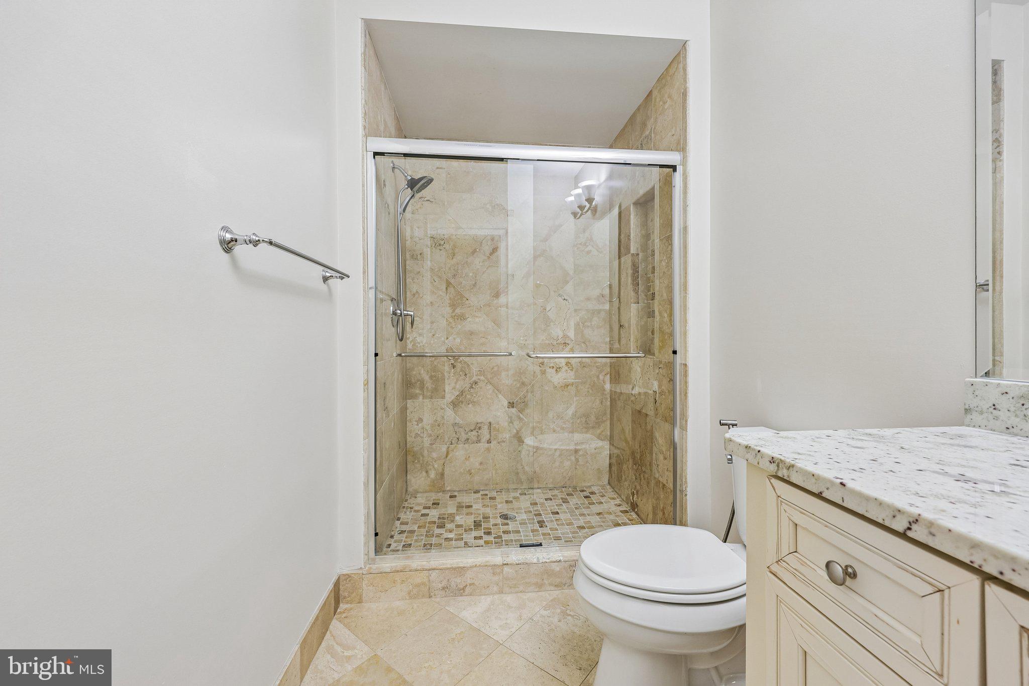 7008 HAMEL HILL COURT