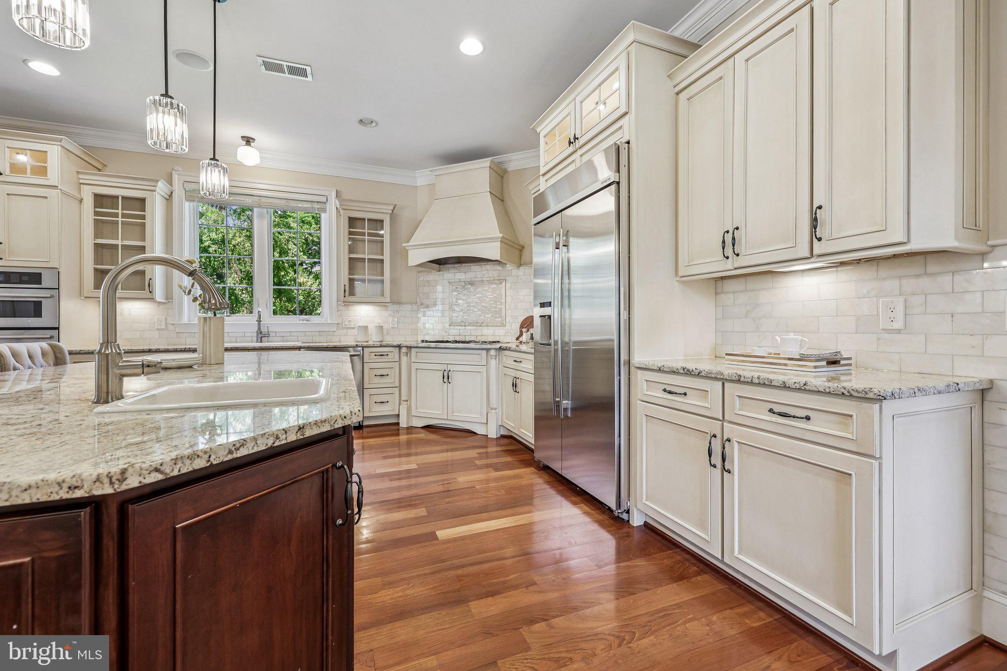 7008 HAMEL HILL COURT