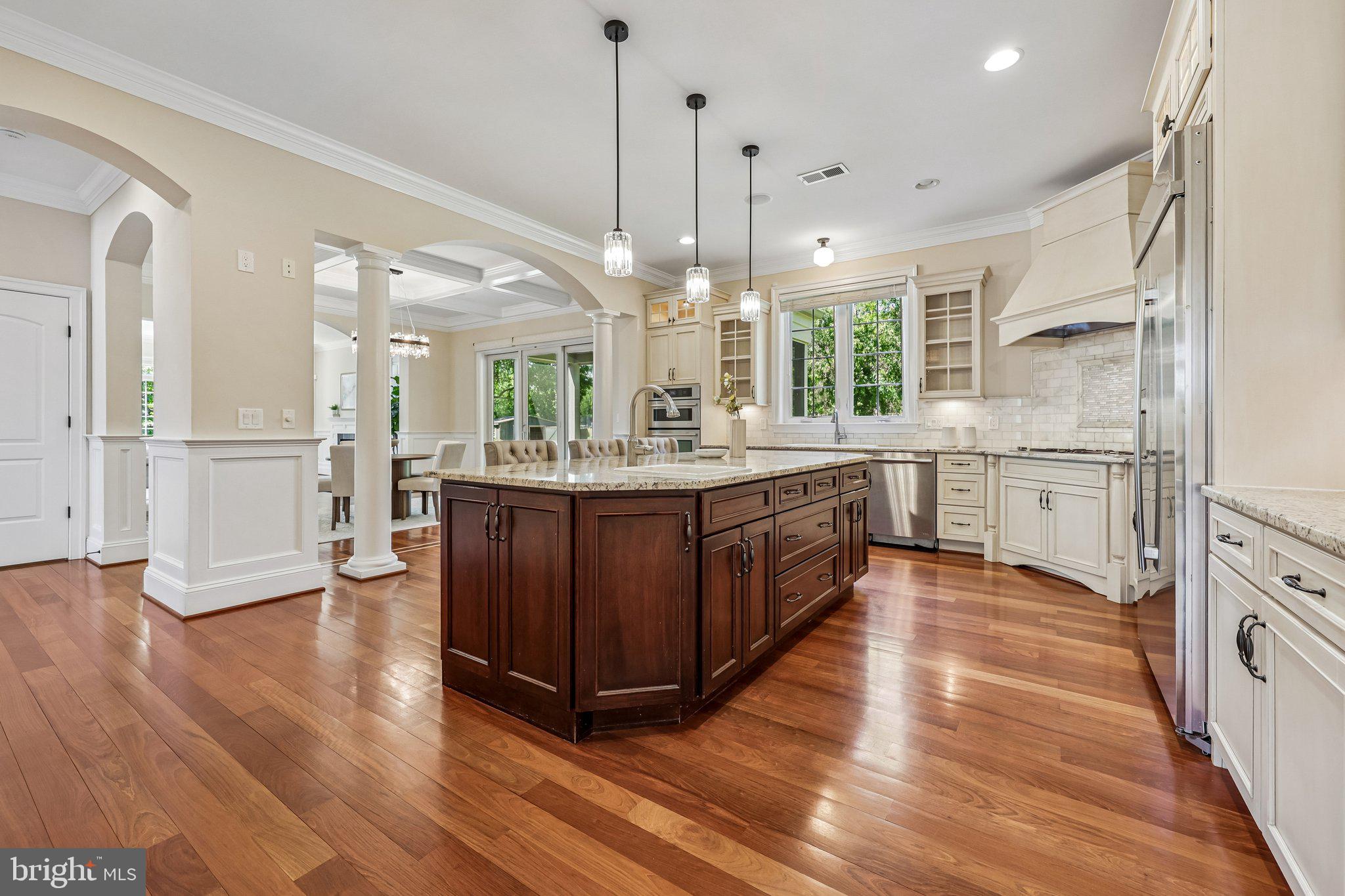 7008 HAMEL HILL COURT