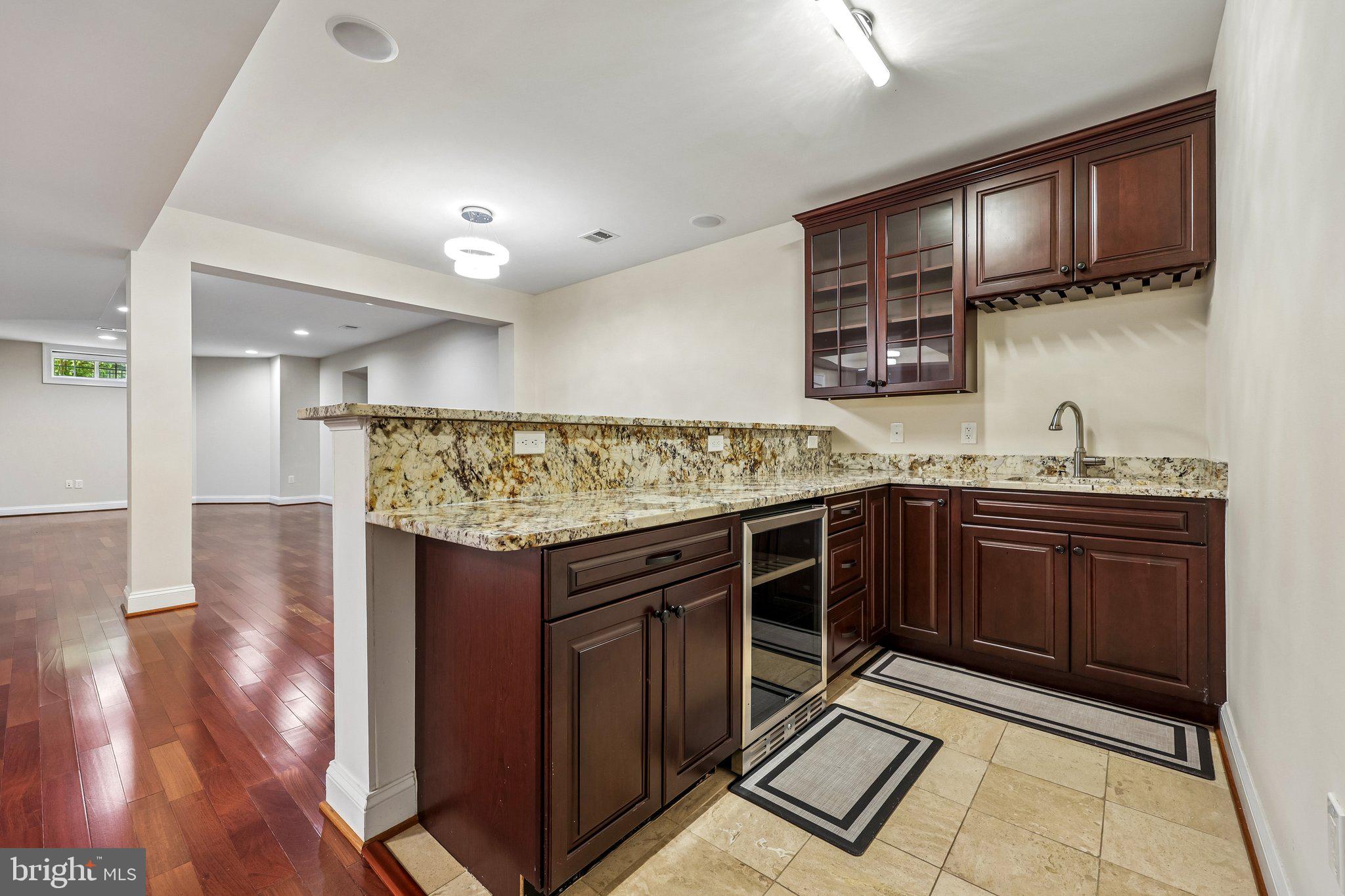 7008 HAMEL HILL COURT
