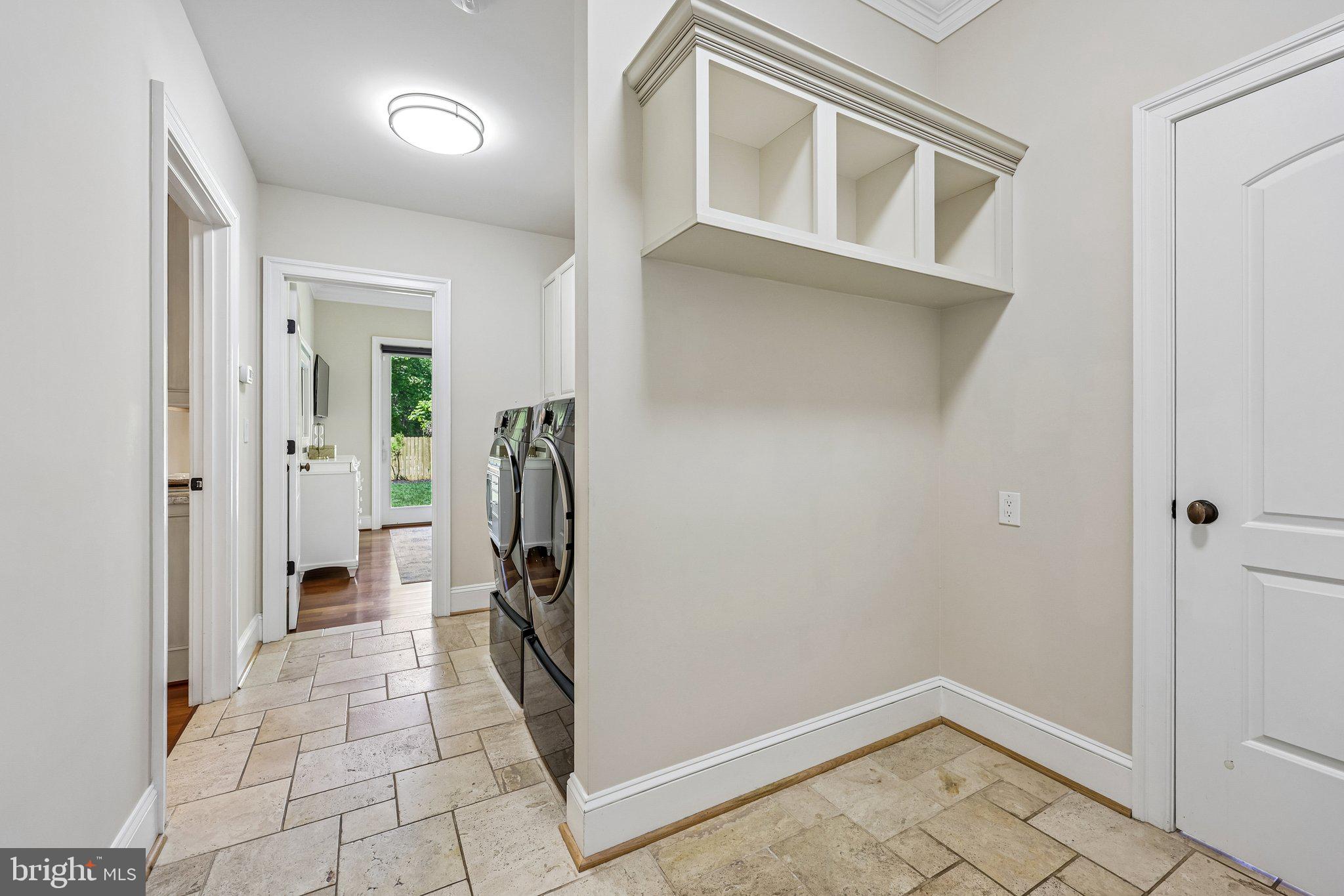 7008 HAMEL HILL COURT