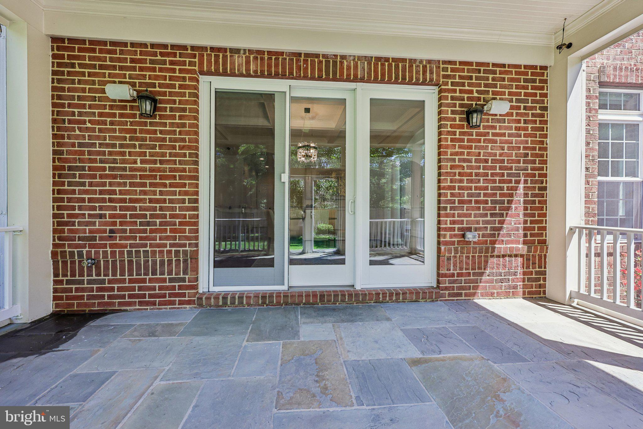 7008 HAMEL HILL COURT