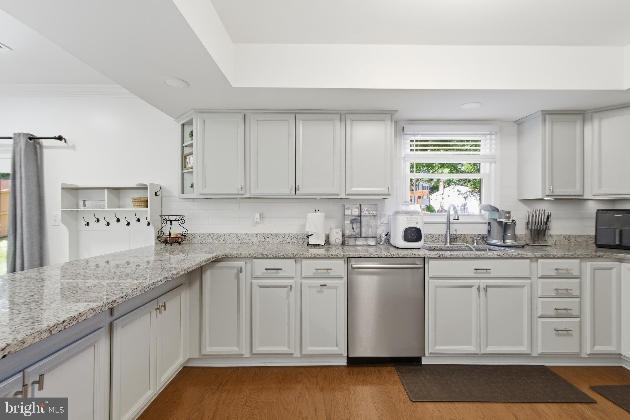 9120 HUBER COURT