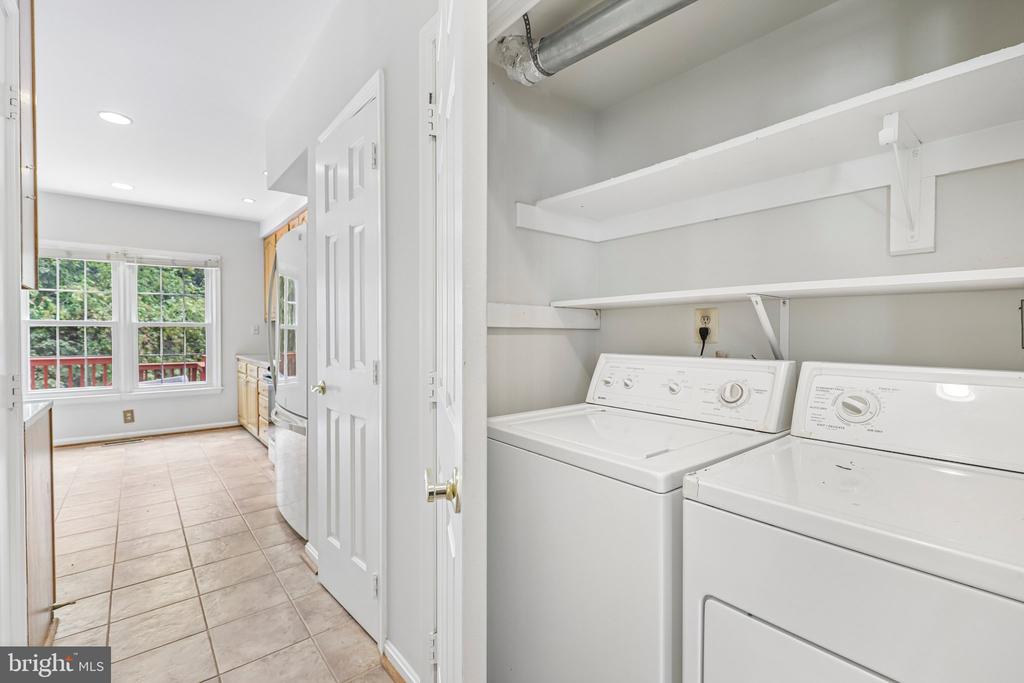 7001 FIELDHURST COURT