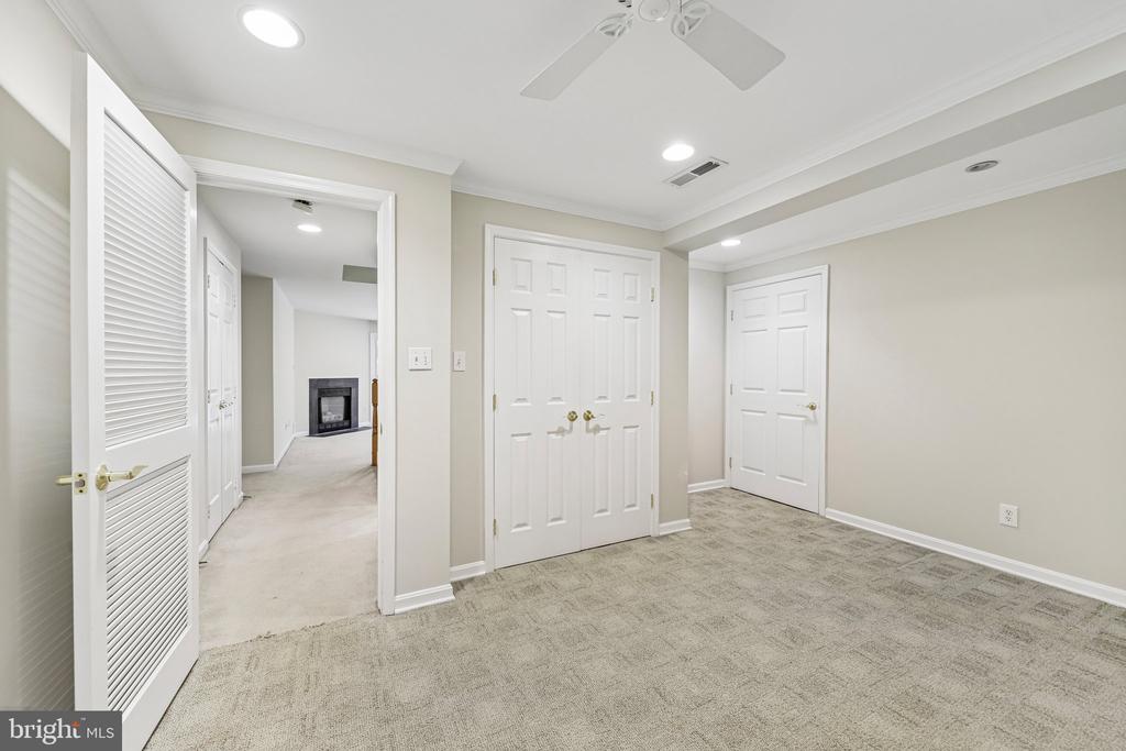 7001 FIELDHURST COURT