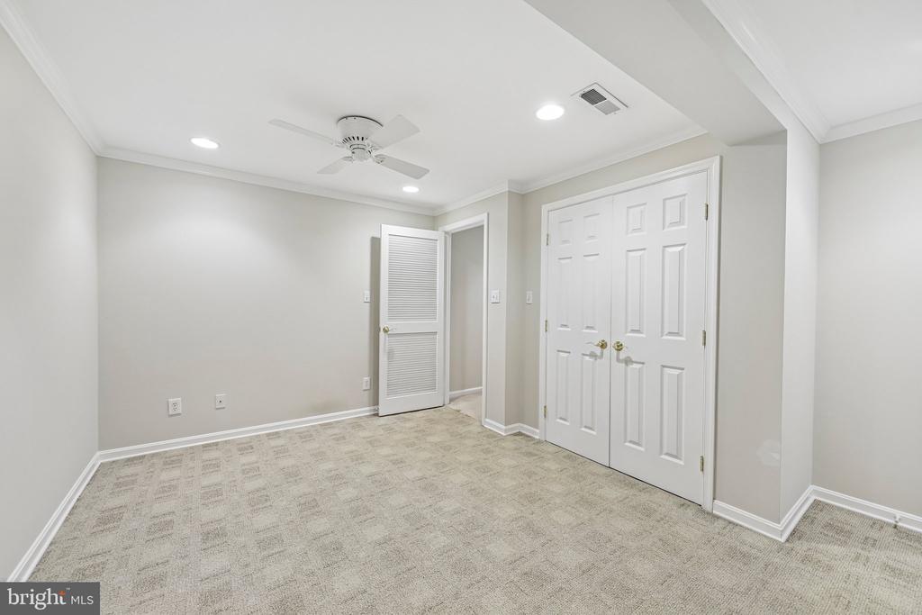 7001 FIELDHURST COURT