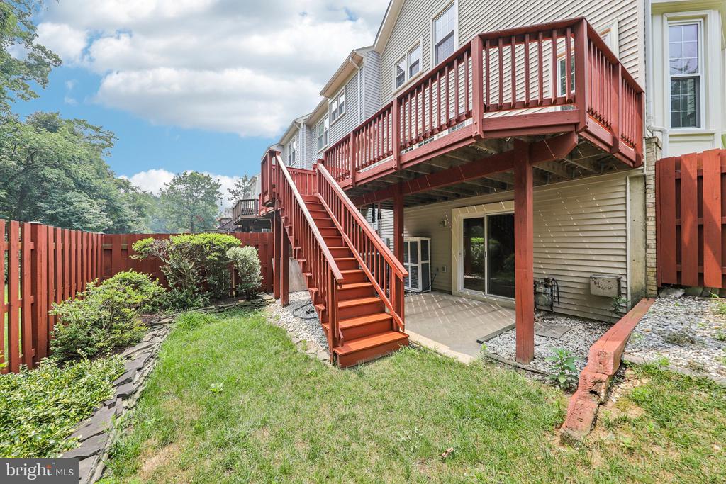 7001 FIELDHURST COURT