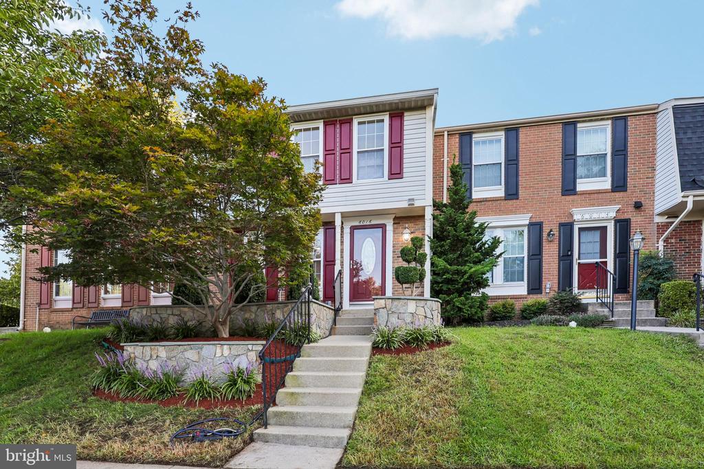 6016 GOLDENROD COURT