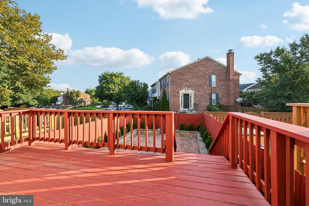 6016 GOLDENROD COURT