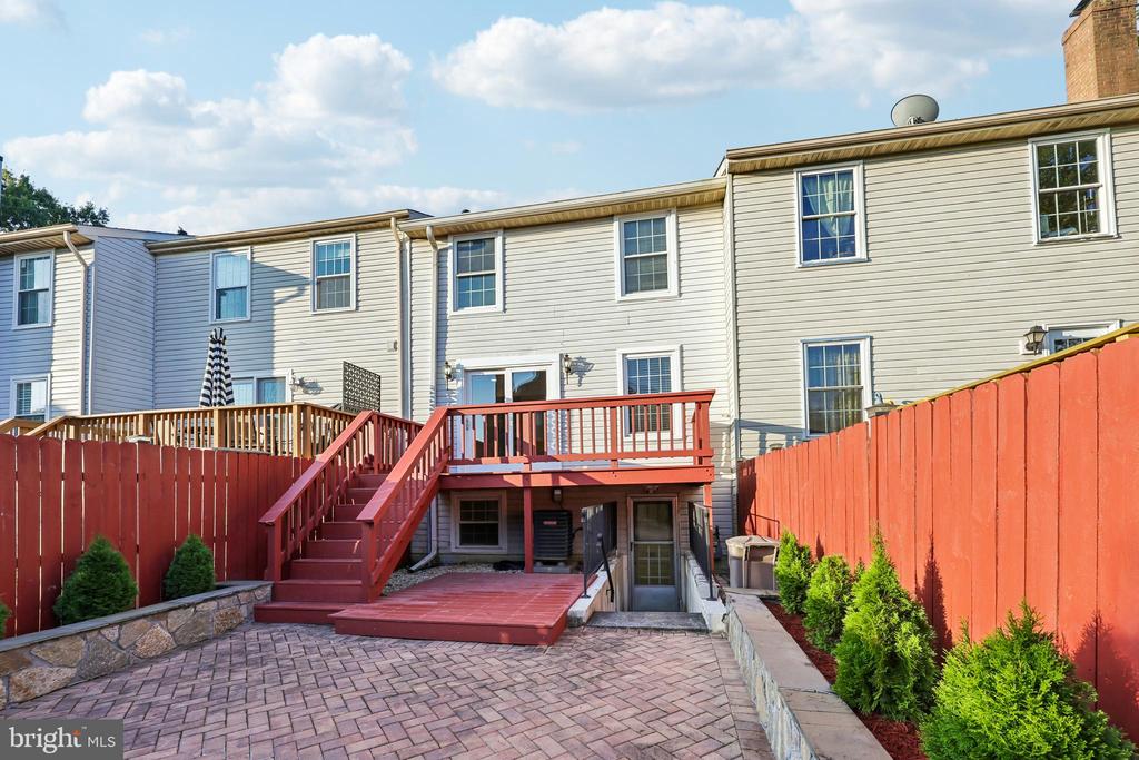 6016 GOLDENROD COURT