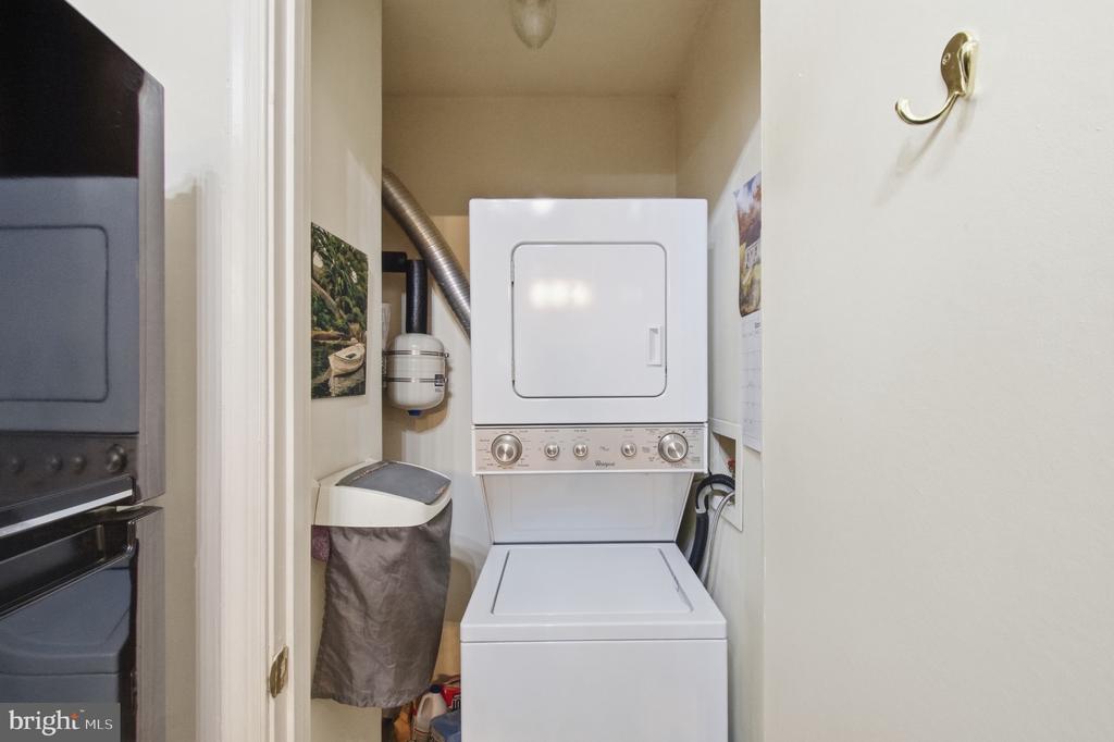 7702 LAFAYETTE FOREST DRIVE Unit: 31