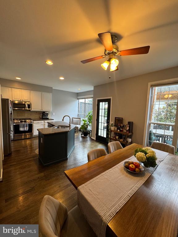 47667 SANDBANK SQUARE
