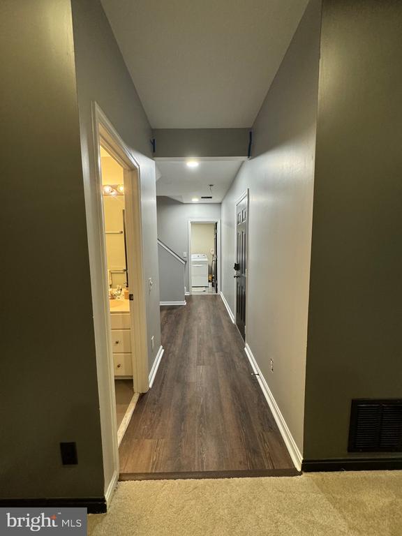 47667 SANDBANK SQUARE