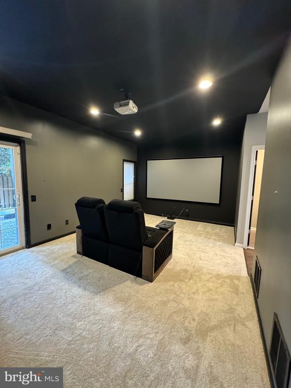 47667 SANDBANK SQUARE