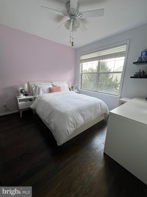 47667 SANDBANK SQUARE