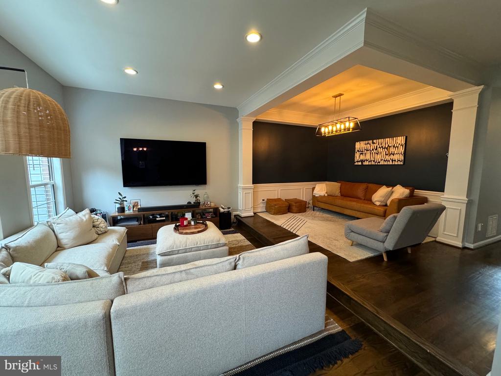 47667 SANDBANK SQUARE